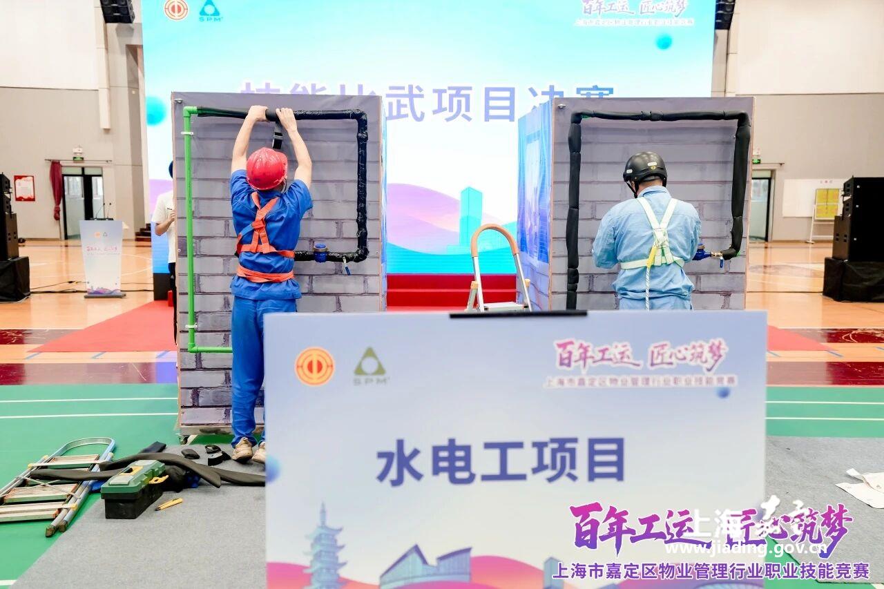 5ed2d64a46554c08bf241a6c710fdb77.jpg